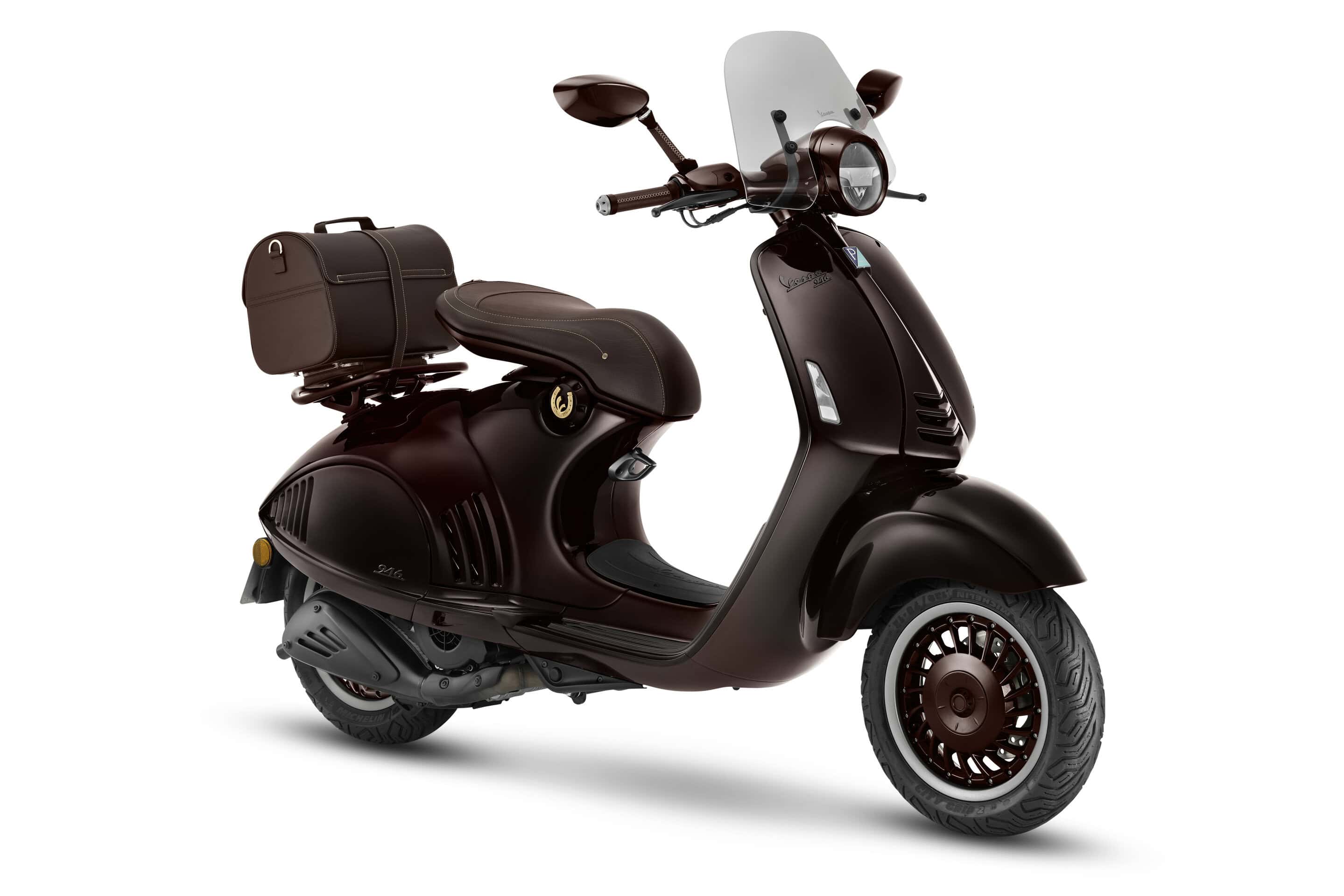 vespa 946 horse